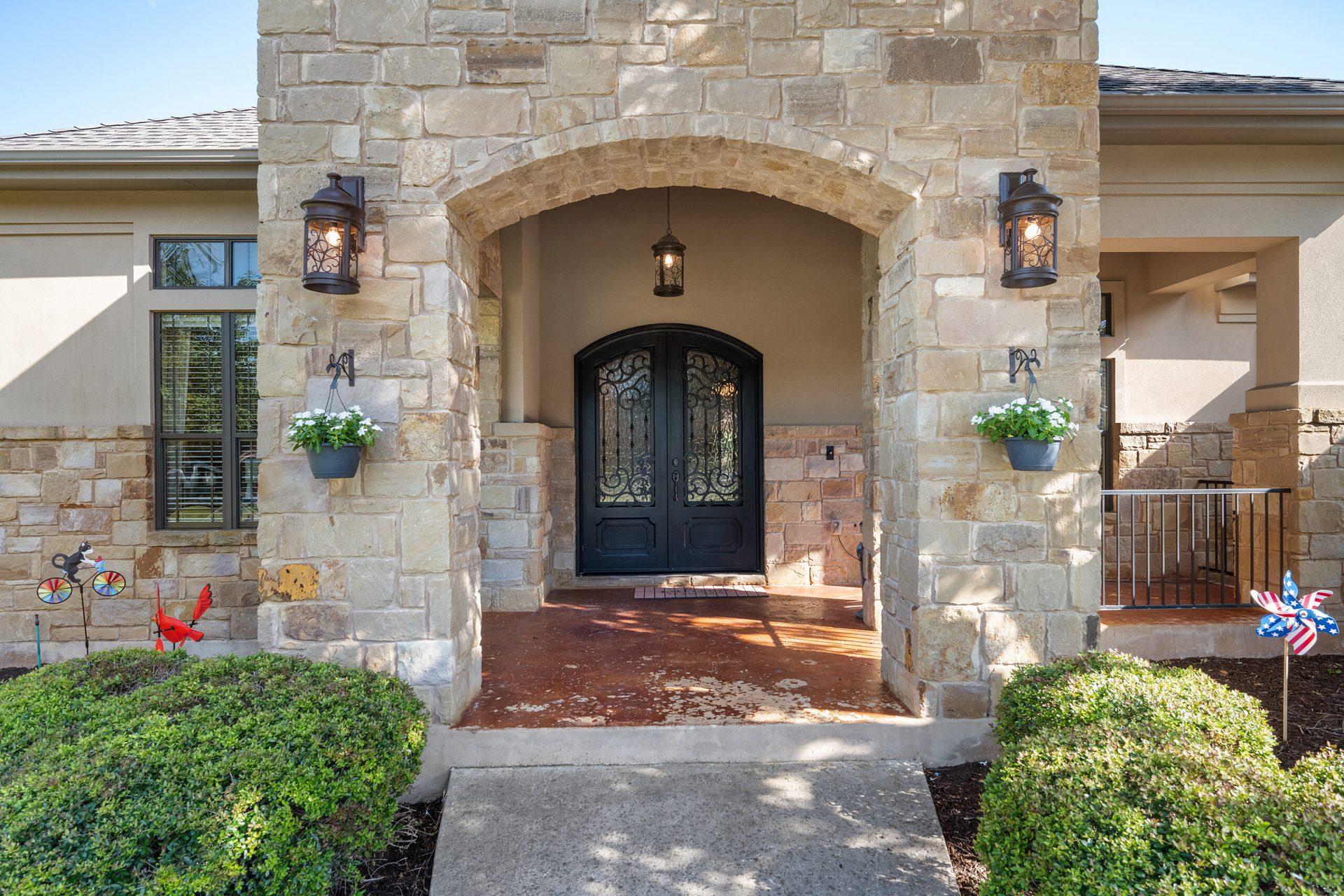 Entryway of a listing shot by a team working inside RELMX